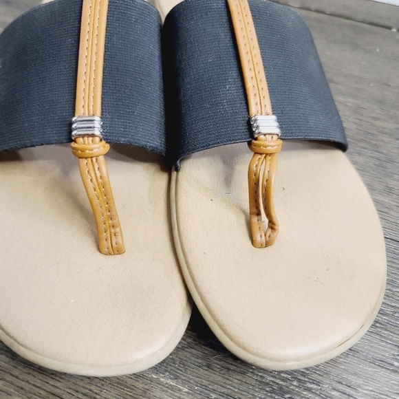 ESPRIT Black Tan Slip On Classic Minimalist Sandal - Picture 3 of 9